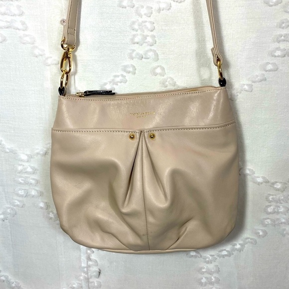 Tignanello nude shoulder bag - Picture 1 of 16